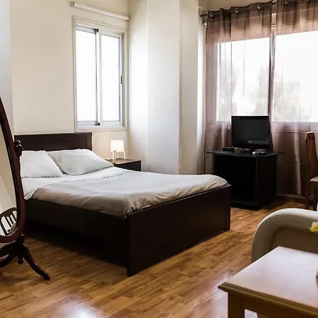 Apartment Elysium Capital *